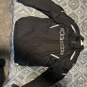 Alpinestars Motorcycle jacket. Padded shoulders & elbows